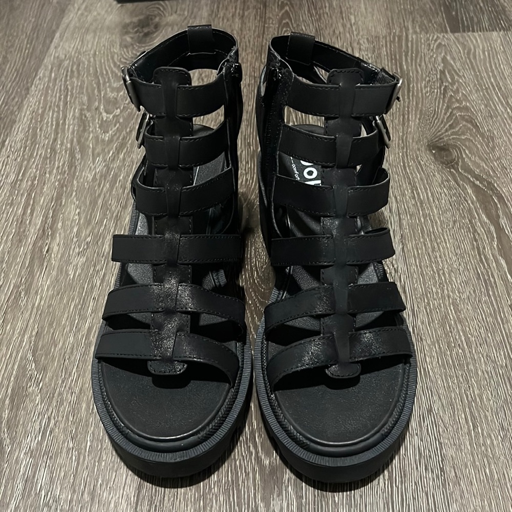 COPY - Lug sole sandals
